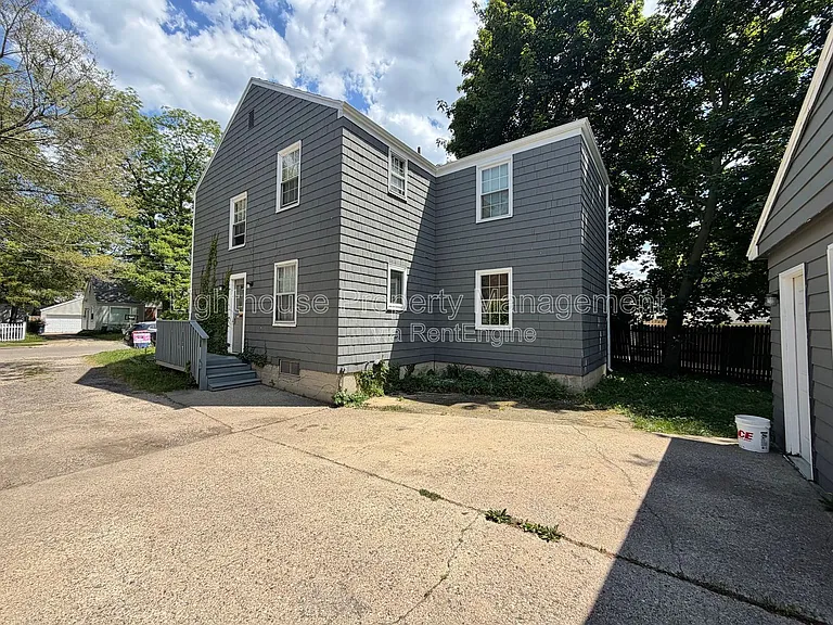 1447 Giddings Ave SE #2 — Photo 15