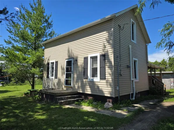 22491 Cooper Rd, Chatham Kent, ON N0P 1W0