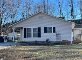 19 Cone Crest Ct, Greenville, SC 29609