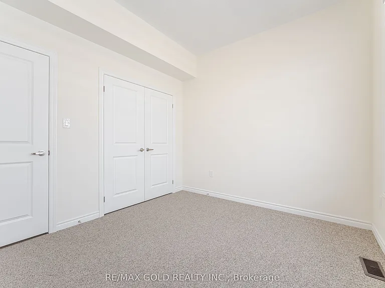 9 Kentledge Ave — Photo 31