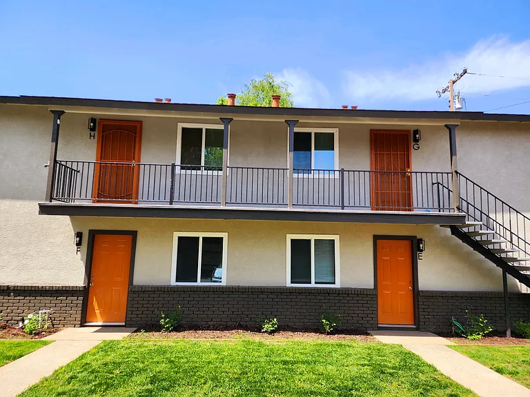 1722 Linda Ave E — Photo 11