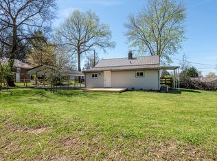 106 Bogart Ln, Maryville, TN 37804