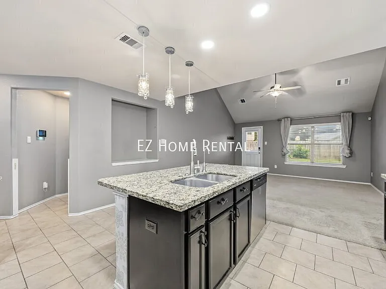 21615 Cavallo Ln — Photo 5