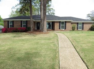 6902 Springlake Dr, Columbus, GA 31909