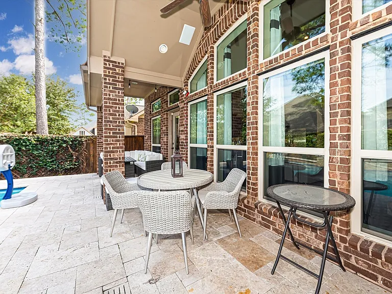 6 Camplight Ct — Photo 39