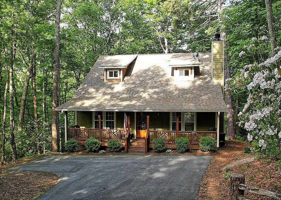 1st image of 771 Hickory Dr