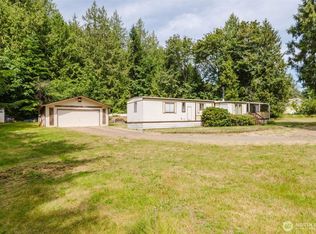 11435 Ogle Rd NE, Poulsbo, WA 98370