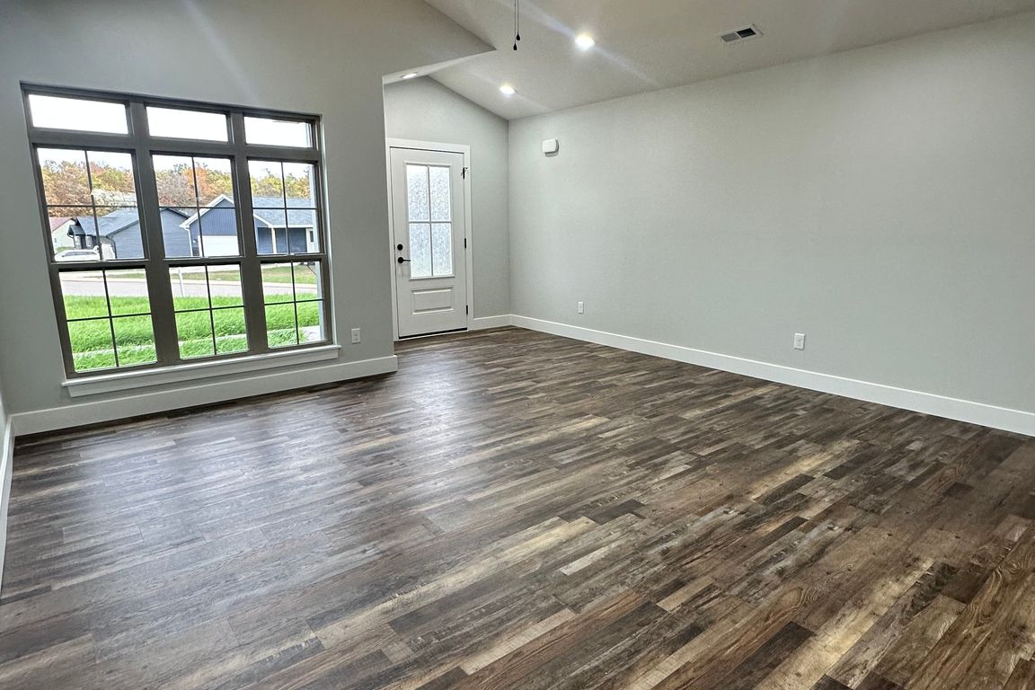 next background image