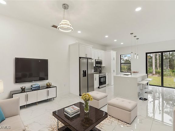 2nd image of 417 Lovers Ave