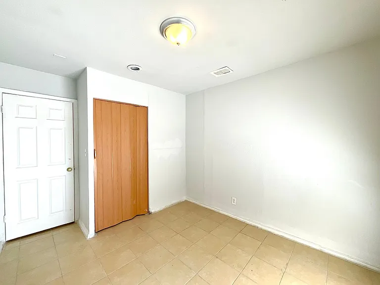 7237 Glen Bay — Photo 28