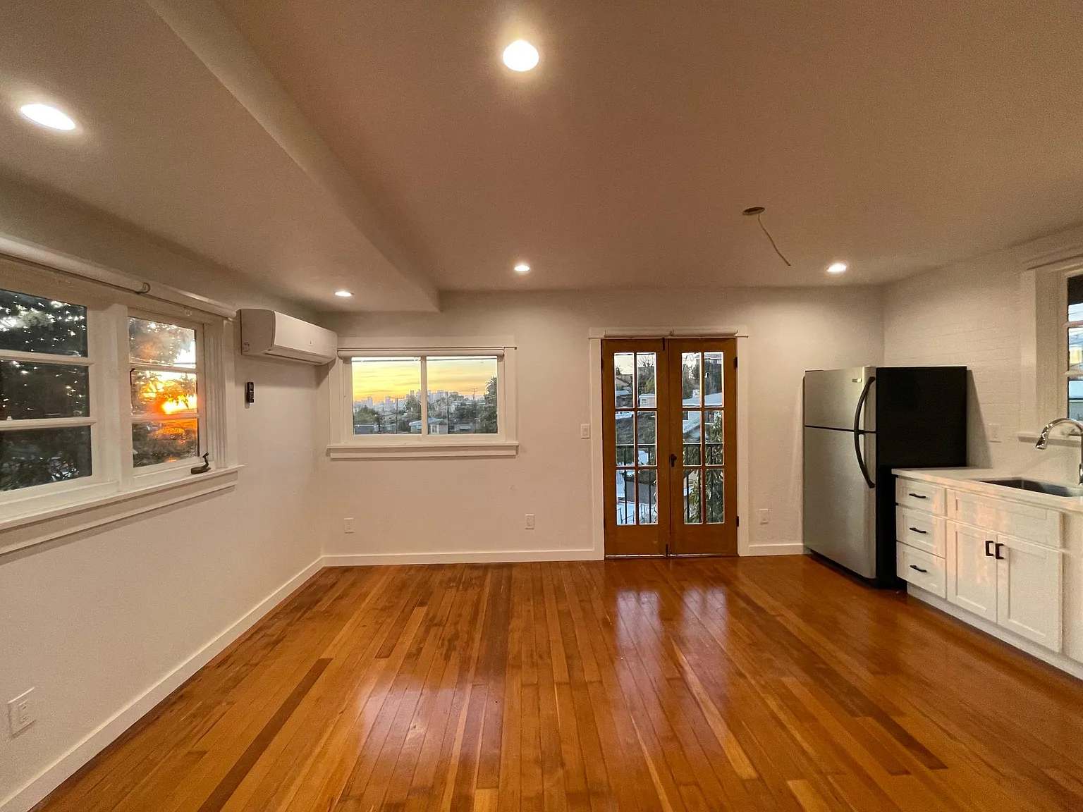 Studio, 480 sqft, $1,800 — Photo 4