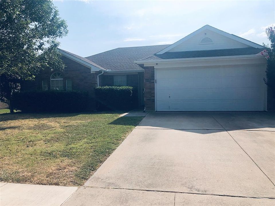 1st image of 708 Amber Dr
