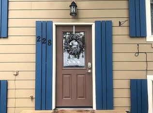 228 N Johnson St, Newark, IL 60541