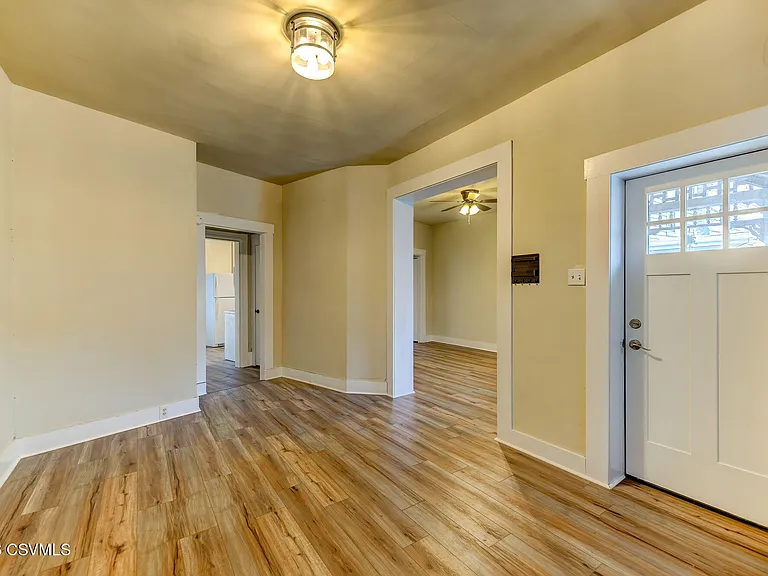 148 Bloom St — Photo 6