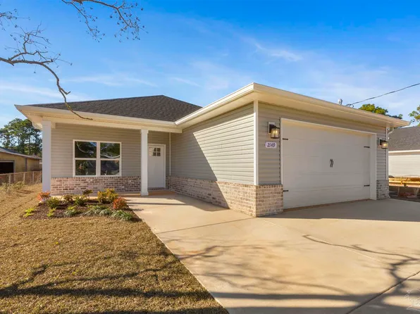 2149 Paloma St, Navarre, FL 32566
