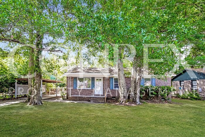 1st image of 1126 Carverwood Ln