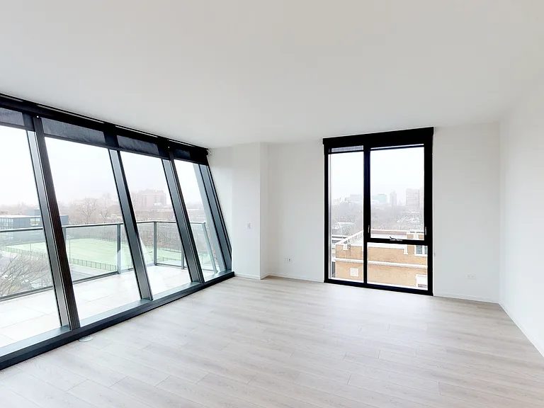 Dining/Living room