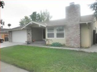1040 Ortega Cir, Gilroy, CA 95020