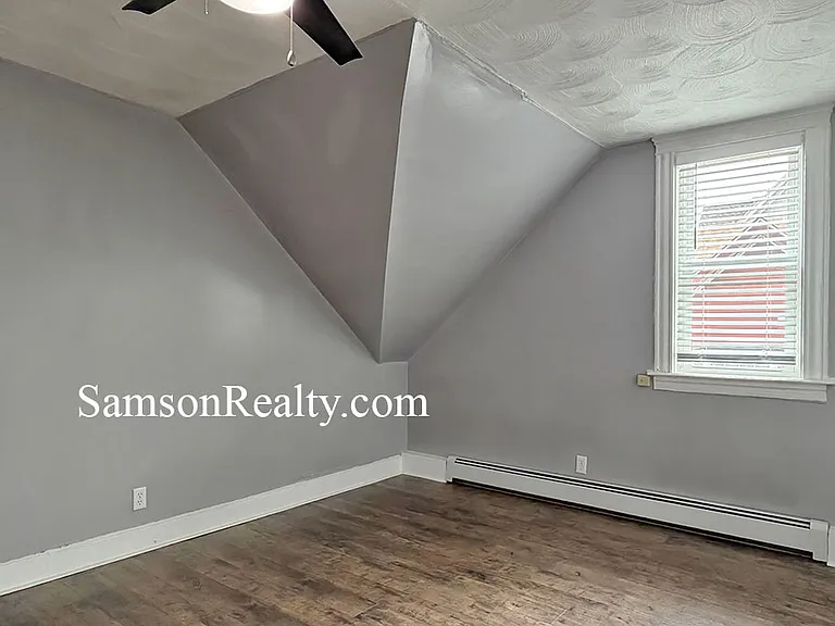 129 Abbott St #3 — Photo 21