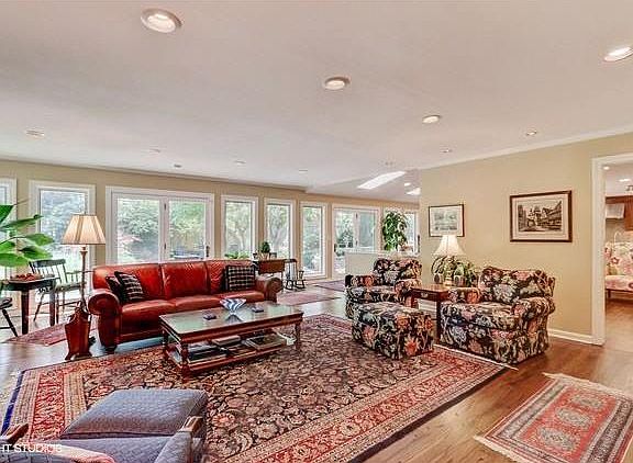 2nd image of 5841 High Dr