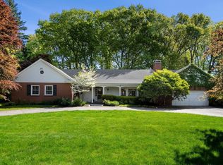 240 Clark Rd, Lowell, MA 01852