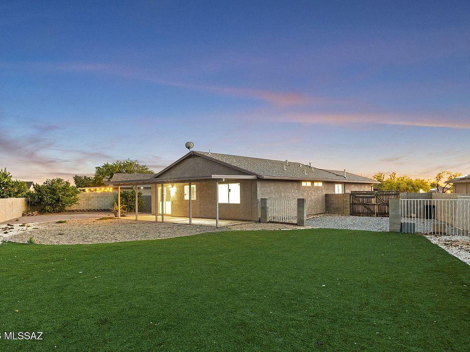 2nd image of 4701 S Alderpoint Ct