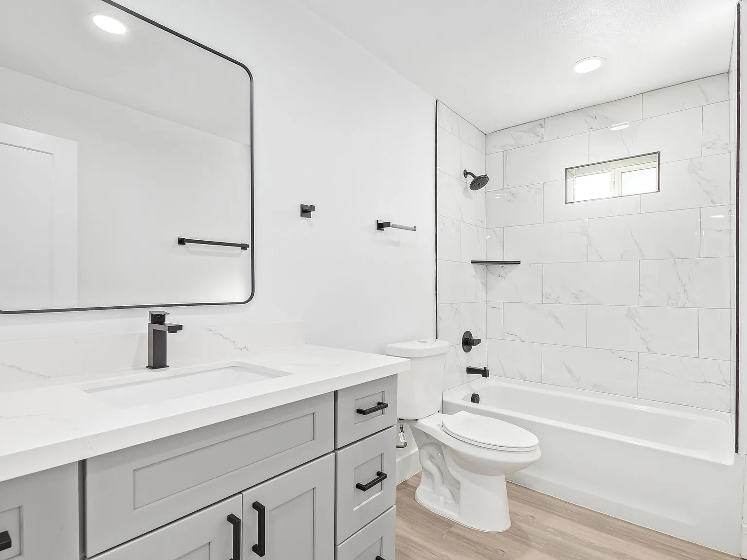 Fully Renovated Unit - Near Downtown Chandler! — Photo 4