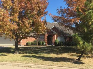 1708 Meadow Crest Ln, Mansfield, TX 76063