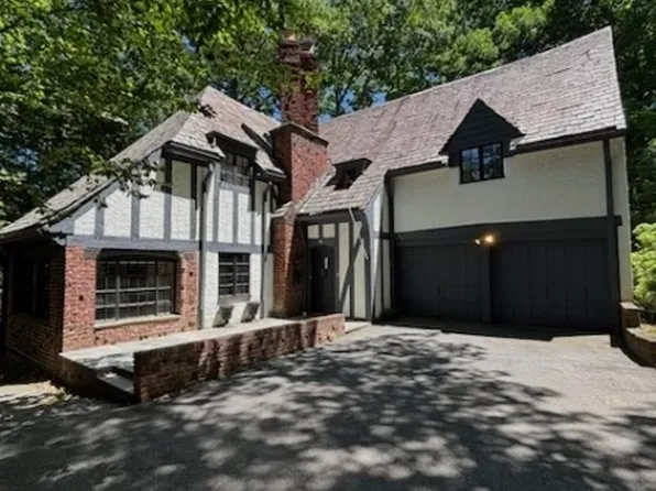 46 Stocker Rd, Verona Twp., NJ 07044