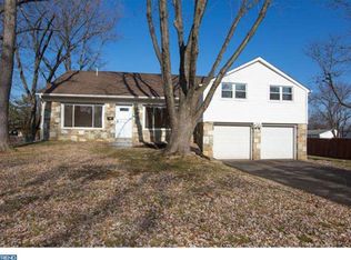 714 Fox Hunt Ln, Warminster, PA 18974