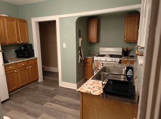 1804 E Webster Pl, Milwaukee, WI 53211