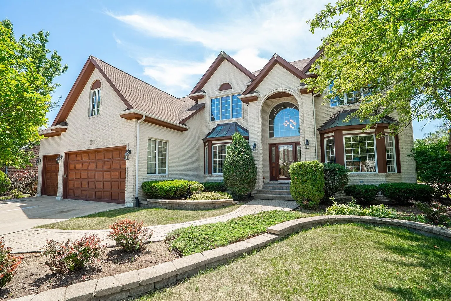 1509 Darien Club Dr photo 1