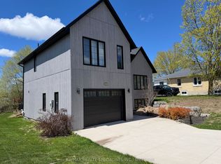1076 7th Ave, Hanover, ON N4N2G9
