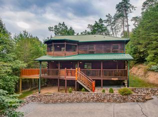 3205 Pine Way, Pigeon Forge, TN 37863