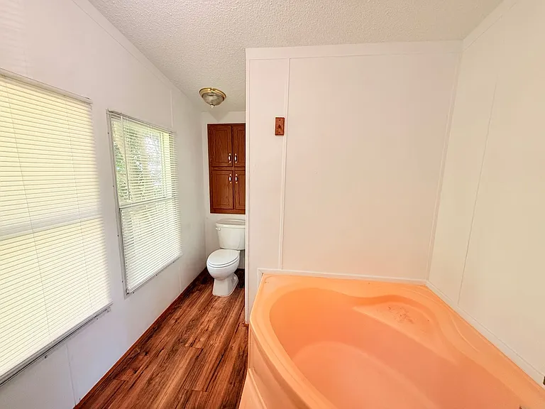 921 Seneca Dr — Photo 11