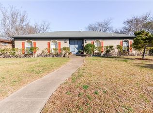 2241 Babalos Ln, Dallas, TX 75228