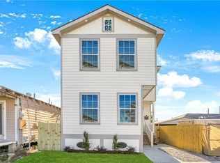 3431 Lowerline St, New Orleans, LA 70125
