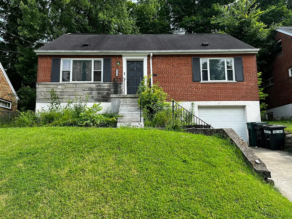 1710 Ashbrook Dr