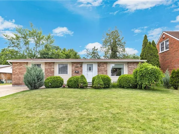 1045 Reedmere Rd, Windsor, ON N8S 2L9