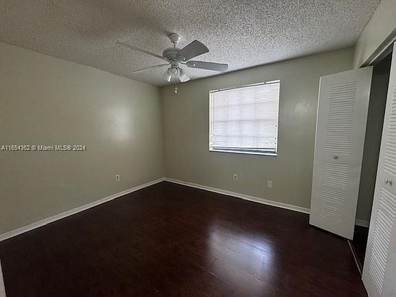 3rd image of 1460 Jefferson Dr