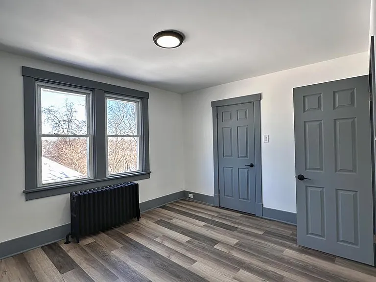 302 McCutcheon Ln — Photo 13