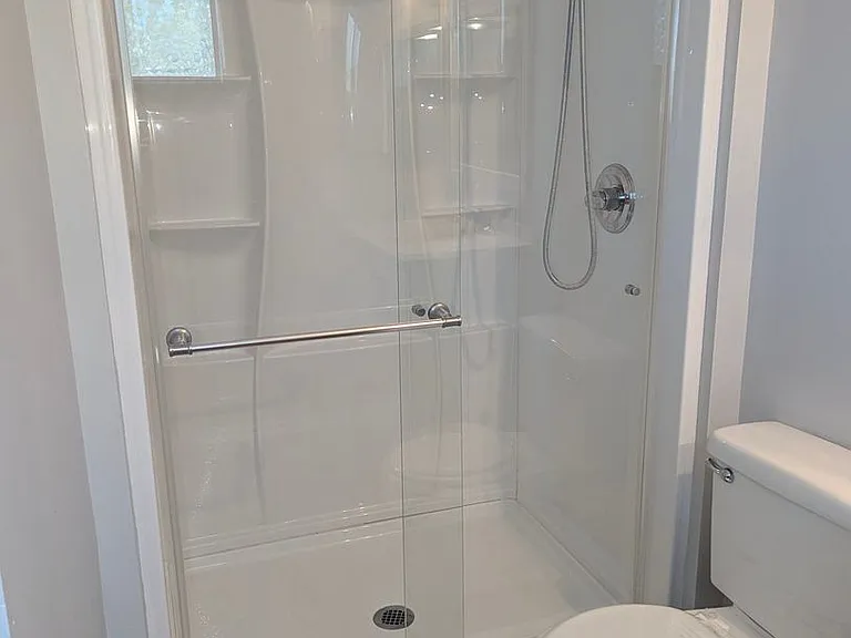 17031 Pinehurst Ln — Photo 27