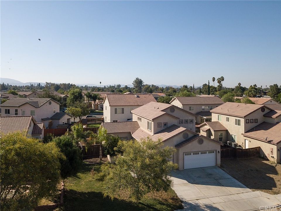 1st image of 260 Tradewinds Ln