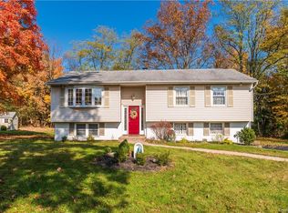 59 Minturn Rd, Warwick, NY 10990