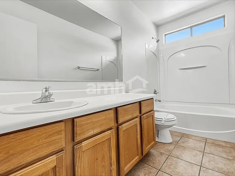 236 W Angus Rd — Photo 10