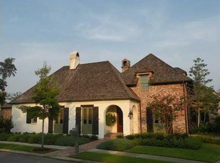 200 Southern Pines Dr, Lafayette, LA 70508
