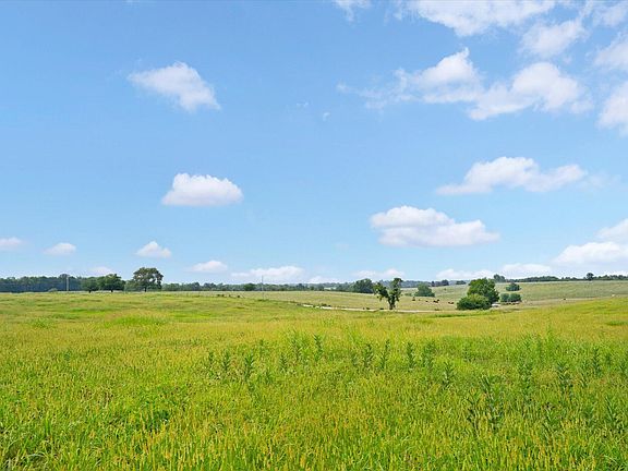5th image of 000 W Farm Rd 22