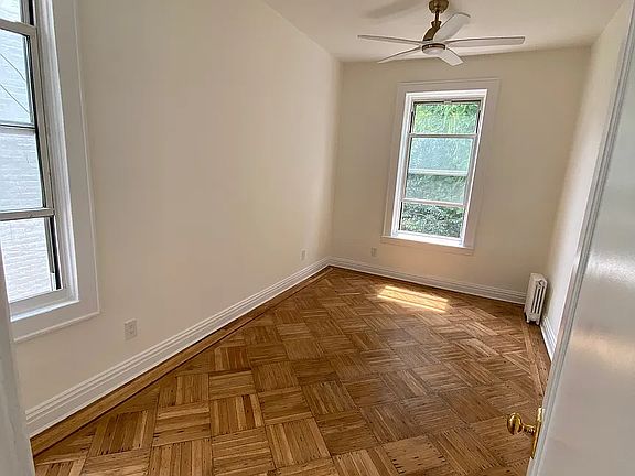 2nd image of 968 Saint Johns Pl #2