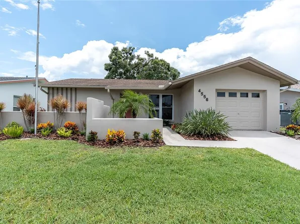4556 Great Lakes Dr S, Clearwater, FL 33762