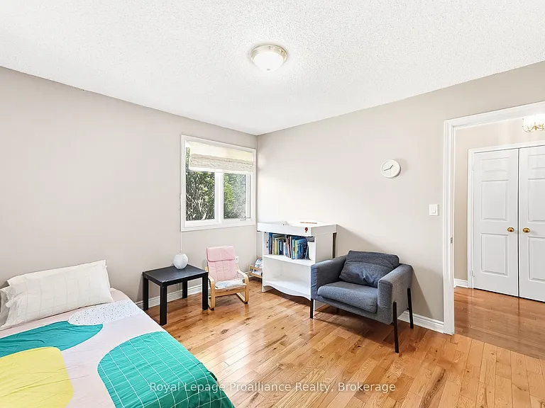 37 Ravine Dr — Photo 34